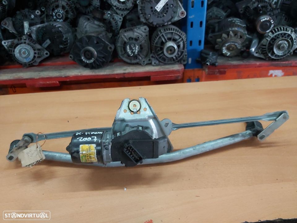 Motor limpa para brisas Renault Kangoo  2007 - 1