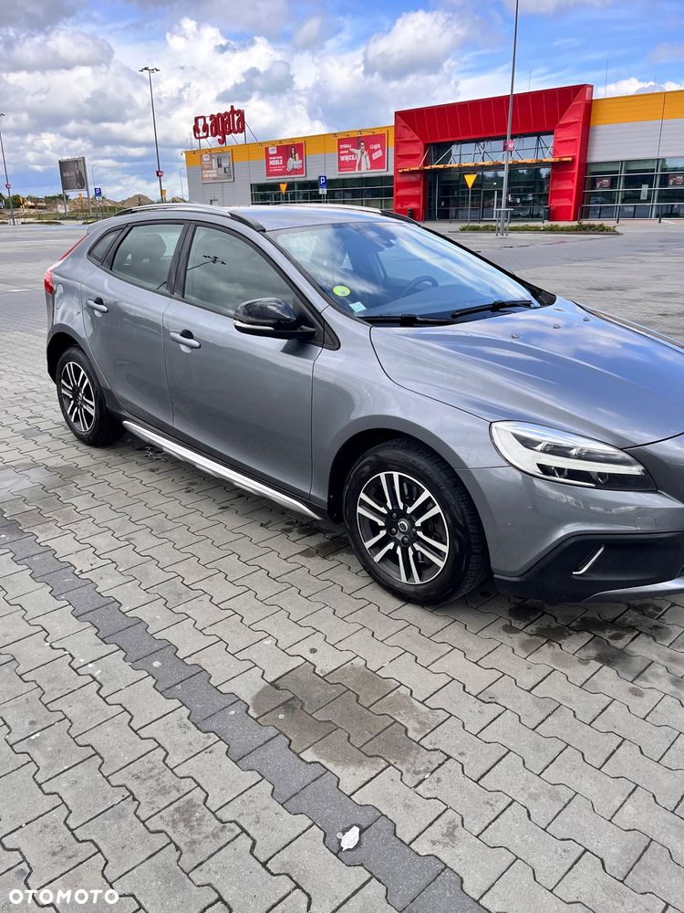 Volvo V40 Cross Country 2017 photo 3