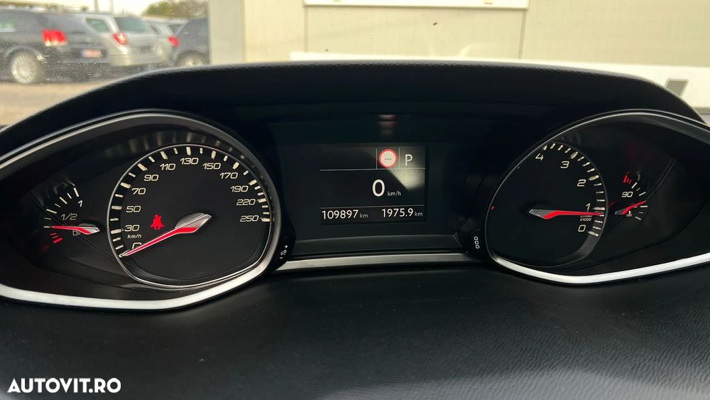 Peugeot 308 - 16