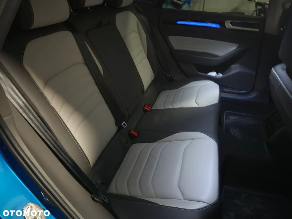 Volkswagen Arteon 2.0 TDI SCR 4Motion DSG Elegance - 16