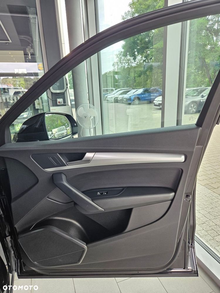 Audi Q5 Sportback - 36