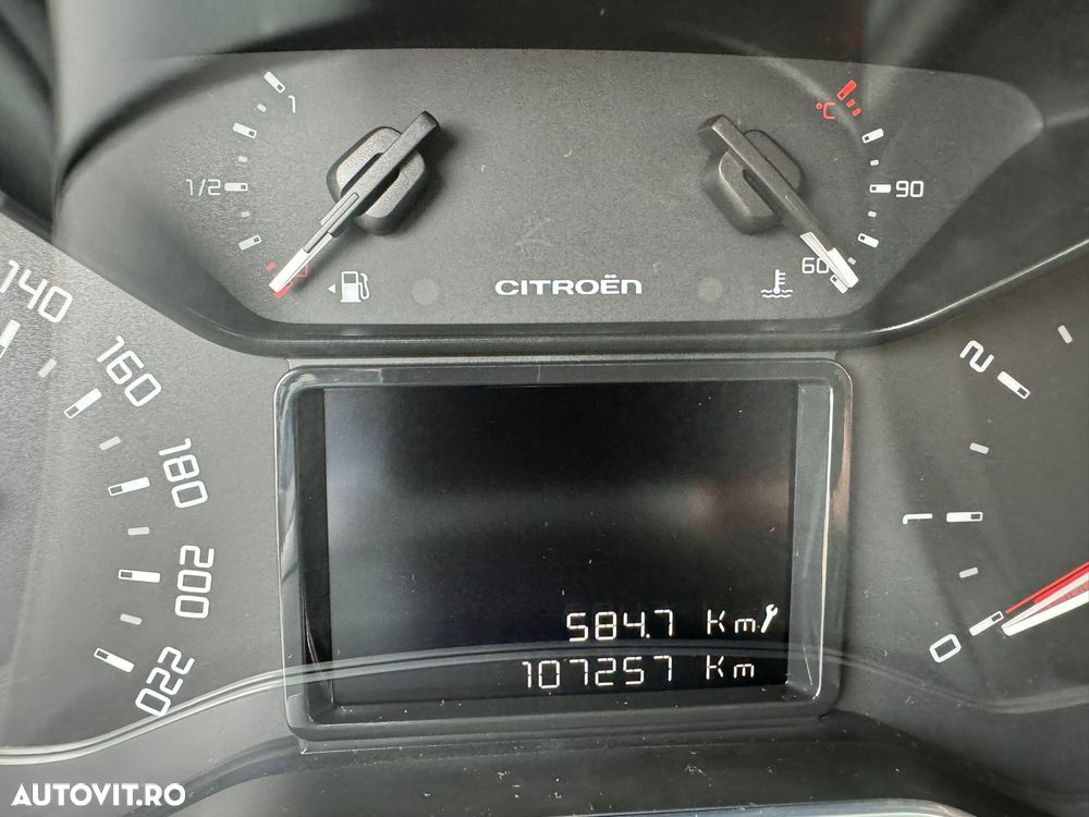 Citroën C3 Pure Tech 68 LIVE - 6