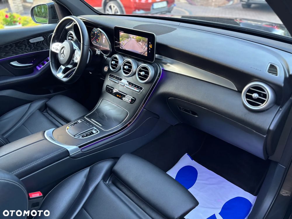Mercedes-Benz GLC 200 4Matic 9G-TRONIC AMG Line - 8