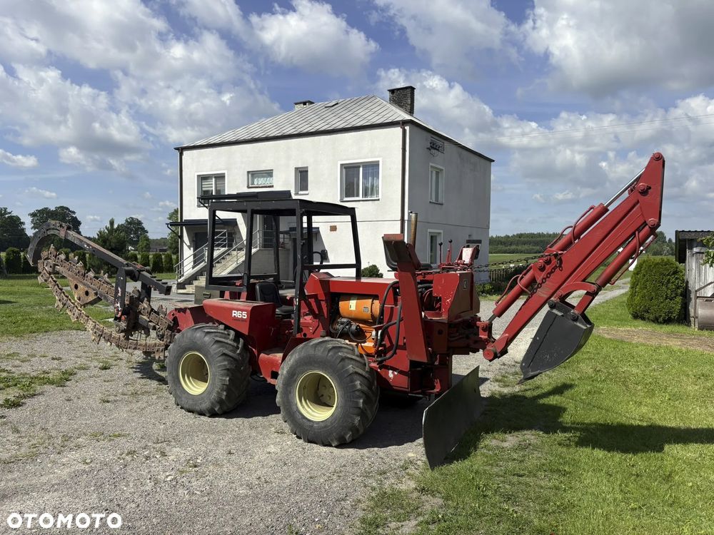 Ditch Witch r65 - 1