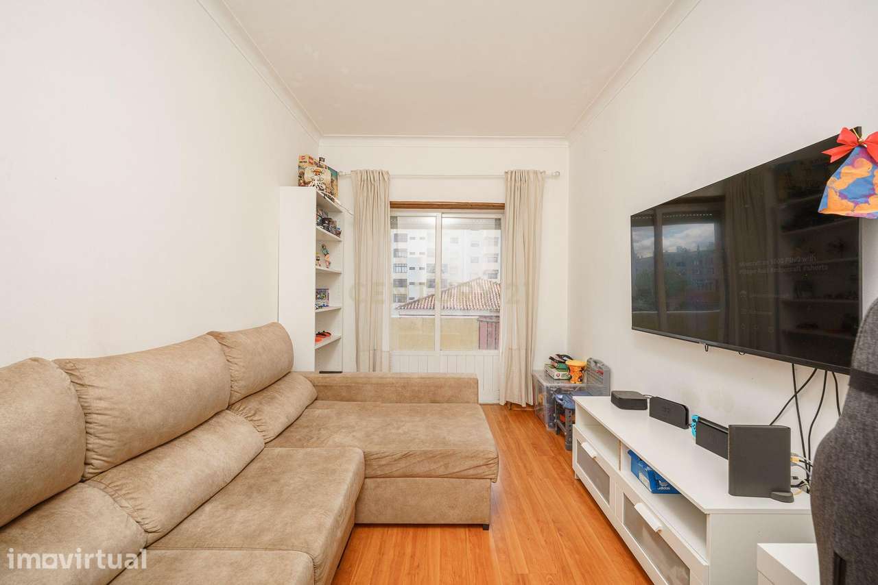 Apartamento T3 em S. Gabriel - Grande imagem: 4/17