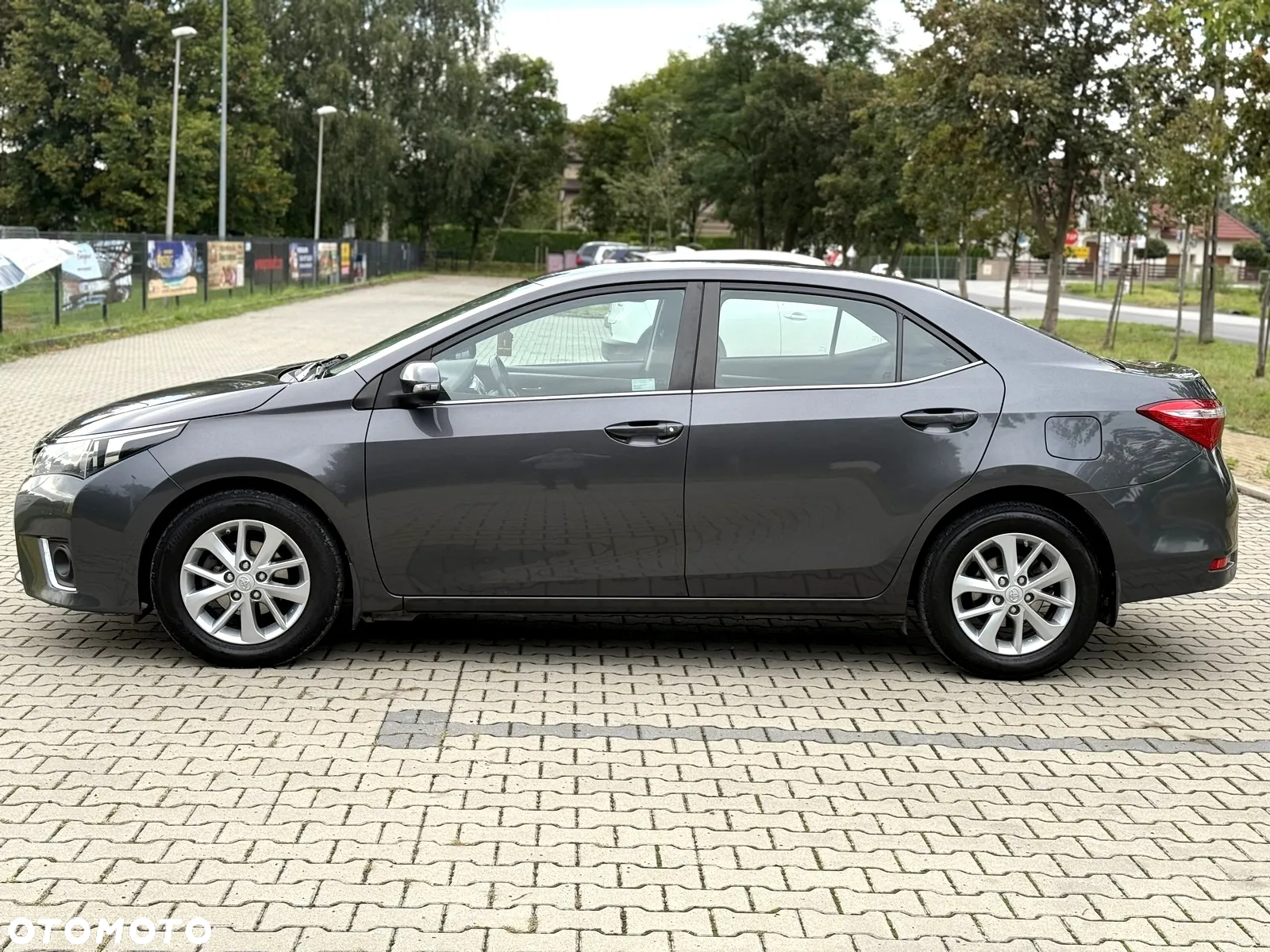 Toyota Corolla 1.6 Premium MM - 13