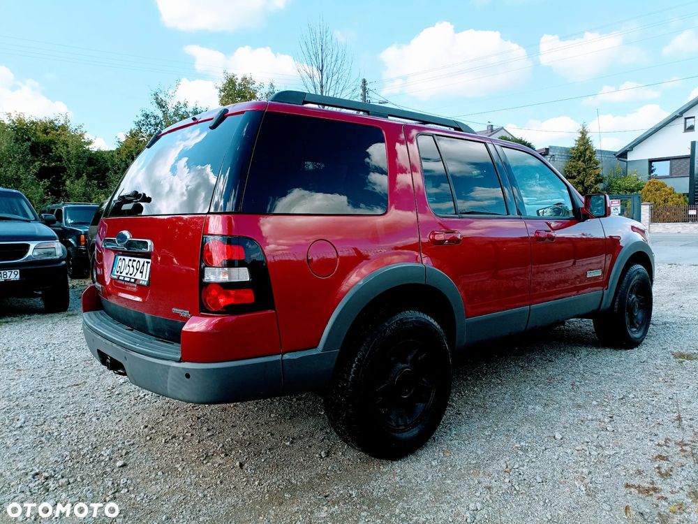 Ford Explorer 4.0 4WD - 8