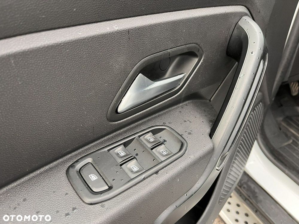 Dacia Duster 1.2 TCe Comfort 4WD - 23