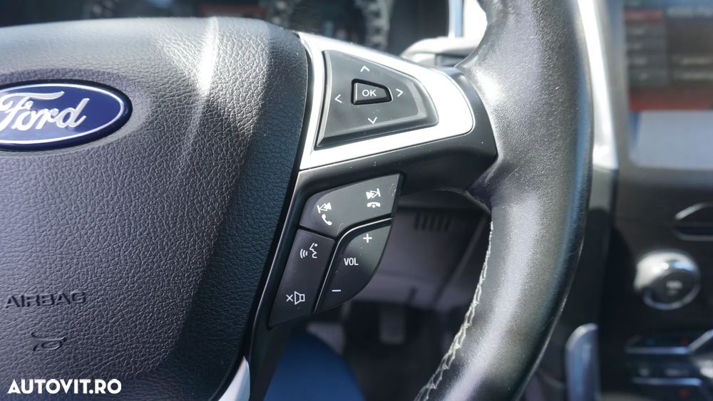 Ford S-Max 2.0 TDCi Titanium - 26