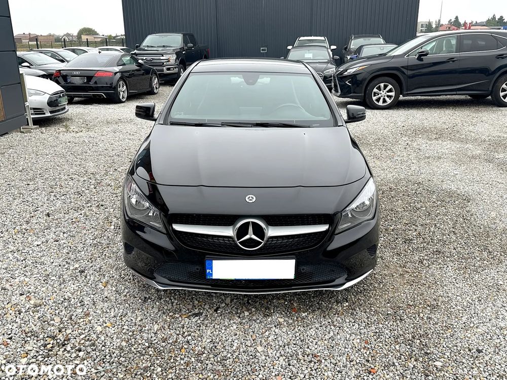 Mercedes-Benz CLA 250 7G-DCT - 12