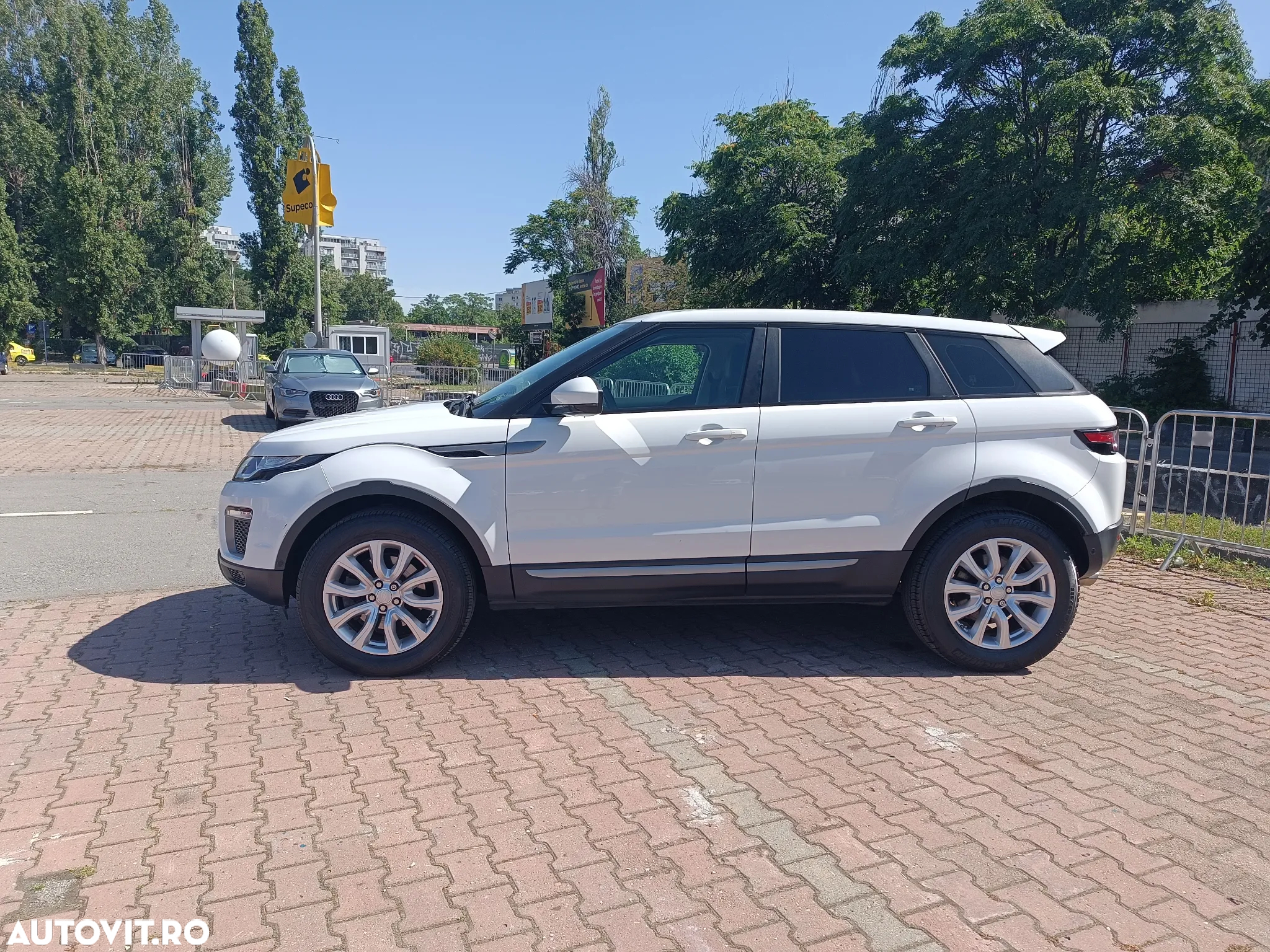 Land Rover Range Rover Evoque - 3