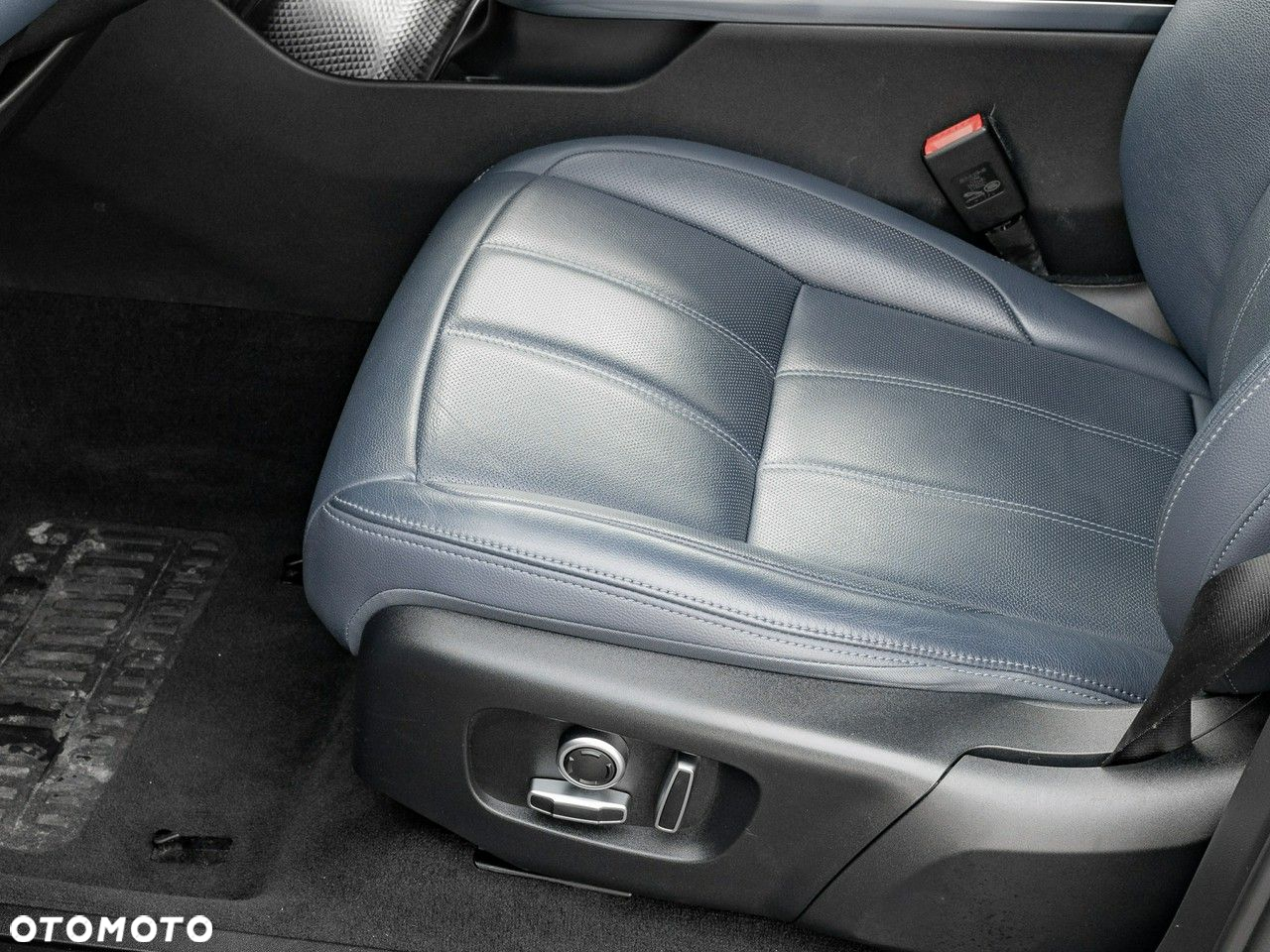 Land Rover Range Rover Evoque - 14