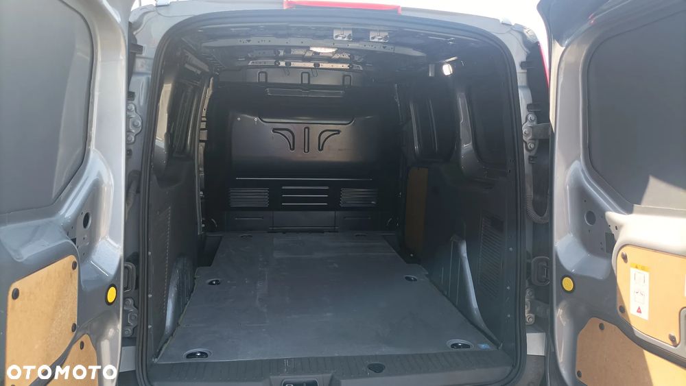Ford Transit Connect - 9
