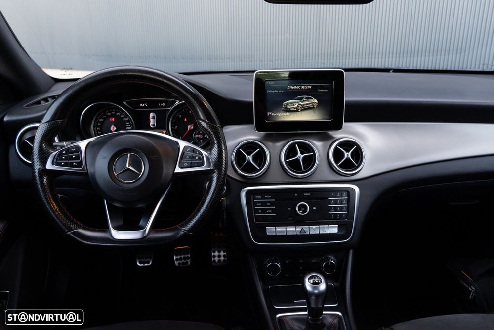 Mercedes-Benz CLA 180 d AMG Line - 12