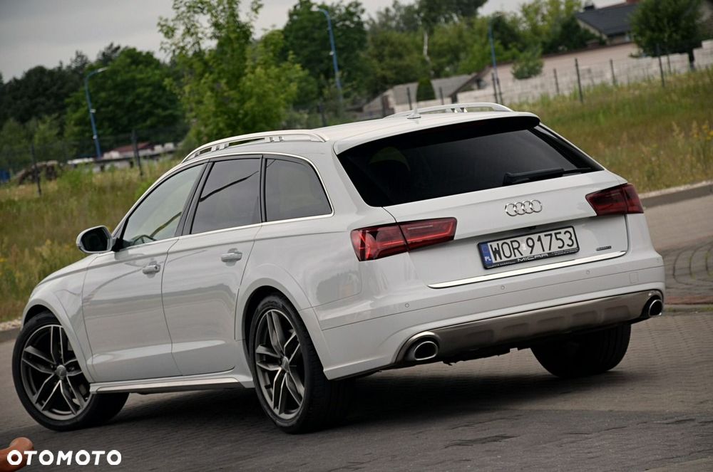 Audi A6 Allroad - 12