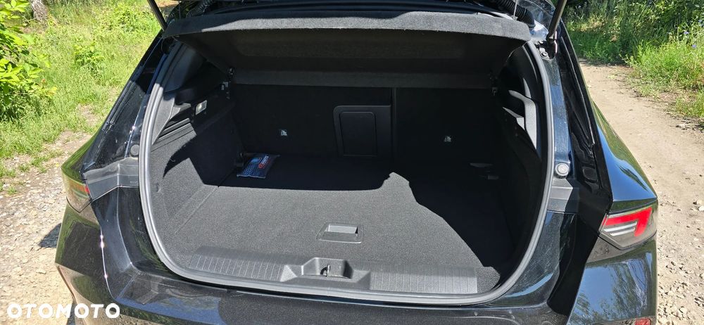 Opel Astra 1.2 T Ultimate S&S - 9