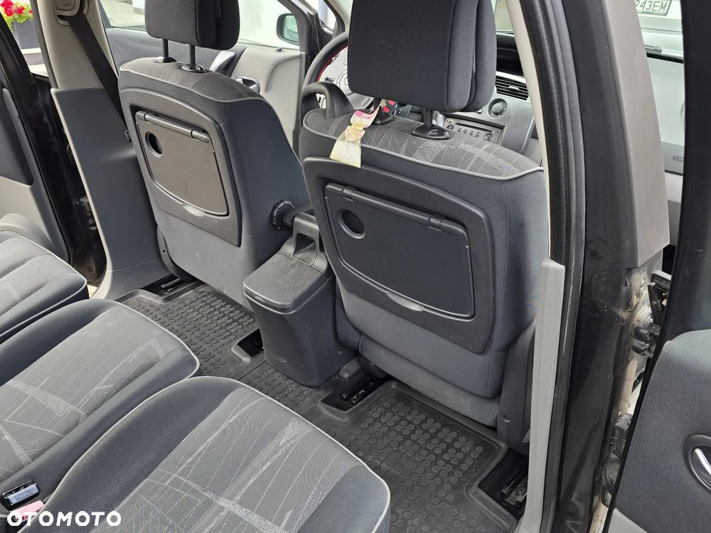 Renault Scenic - 9