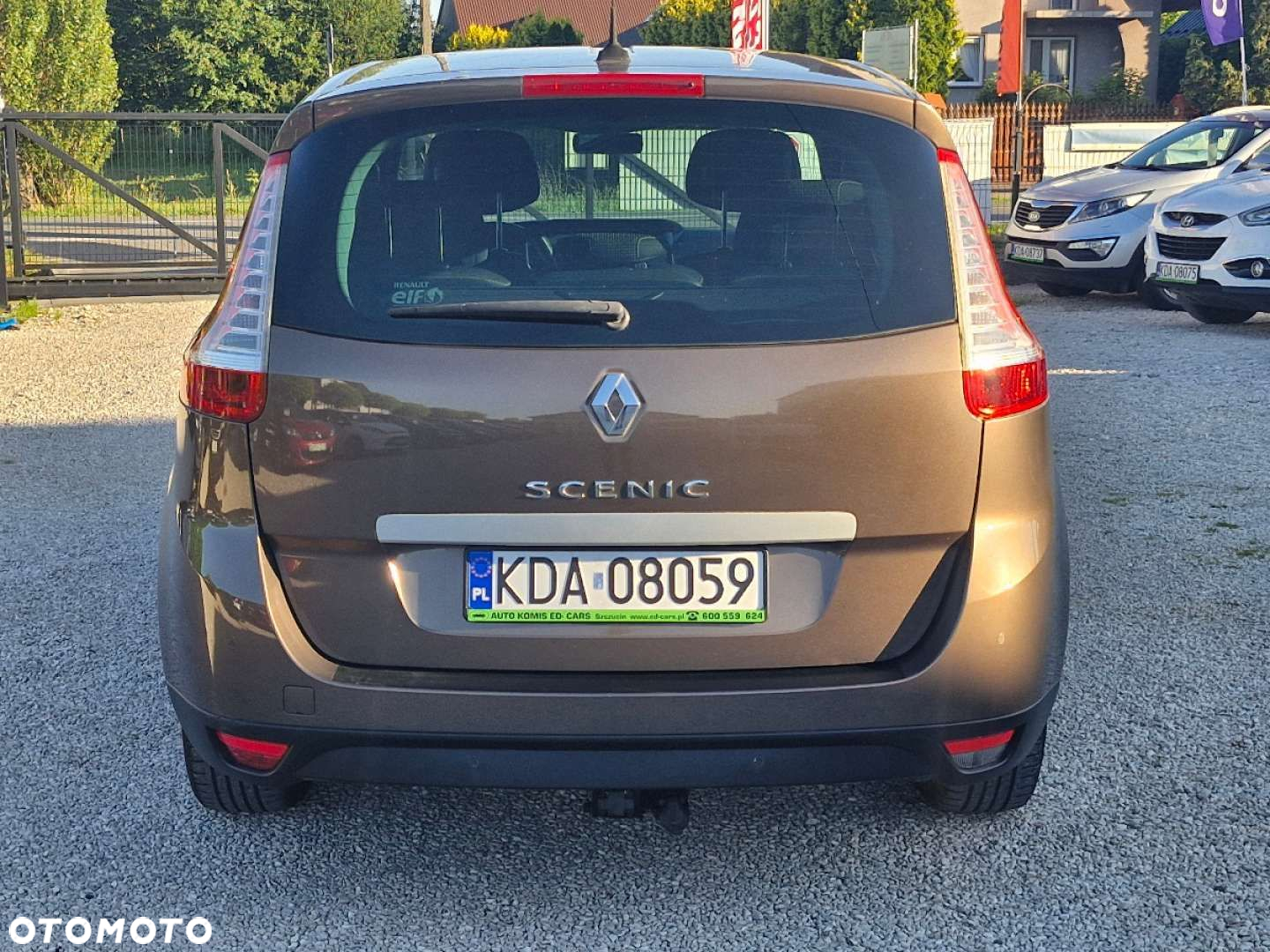 Renault Grand Scenic - 8