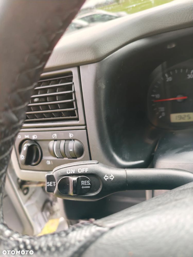 Volkswagen Multivan Standard - 37