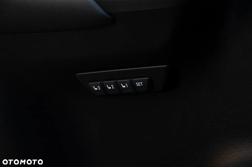 Lexus NX 200t Prestige AWD - 31