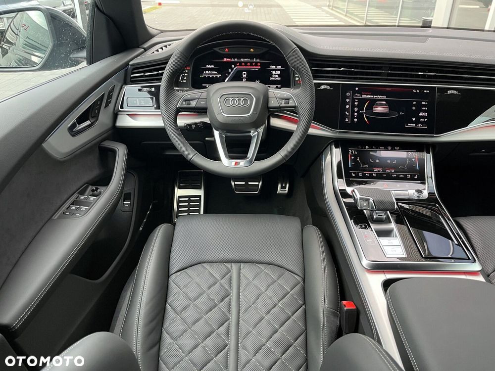Audi SQ8 - 12