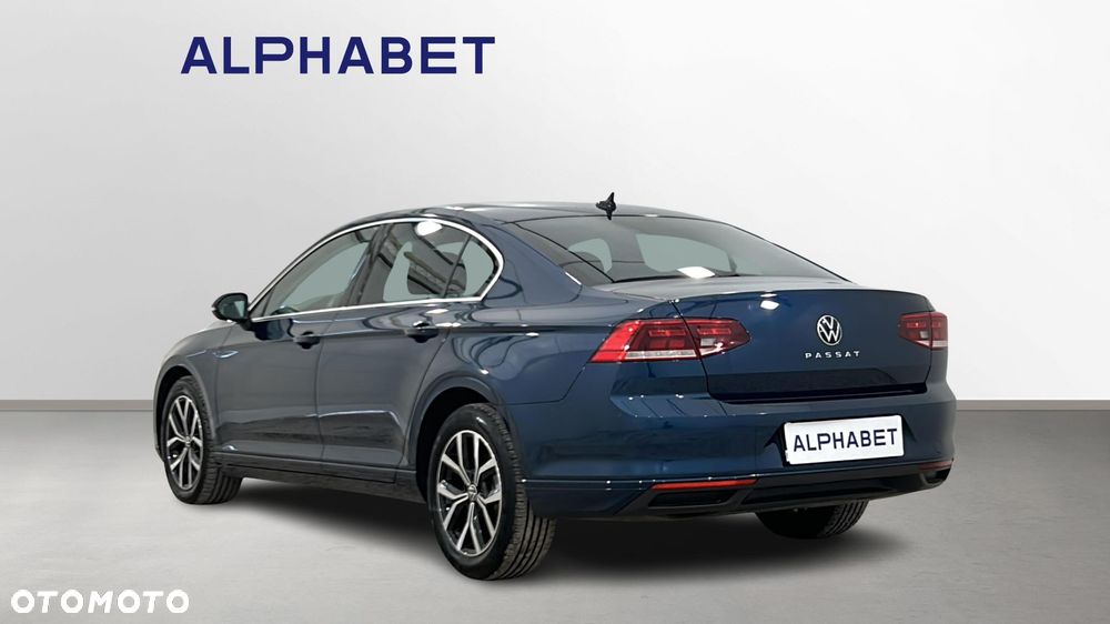 Volkswagen Passat - 3