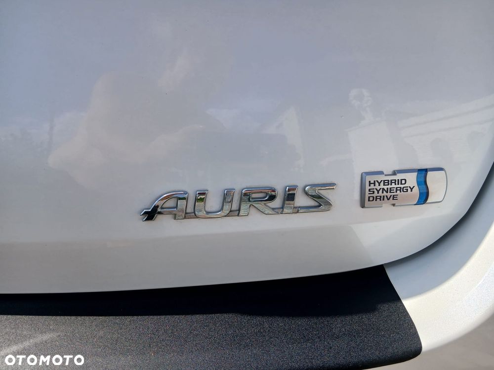 Toyota Auris 1.8 HSD Prestige - 21