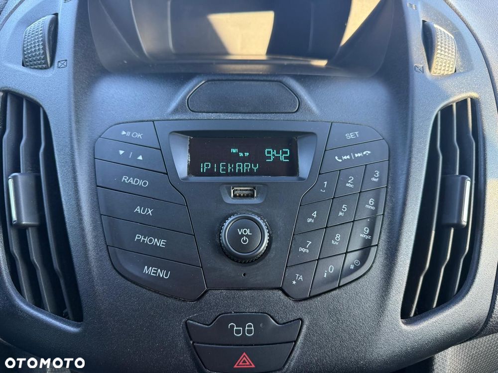 Ford Transit Connect - 13