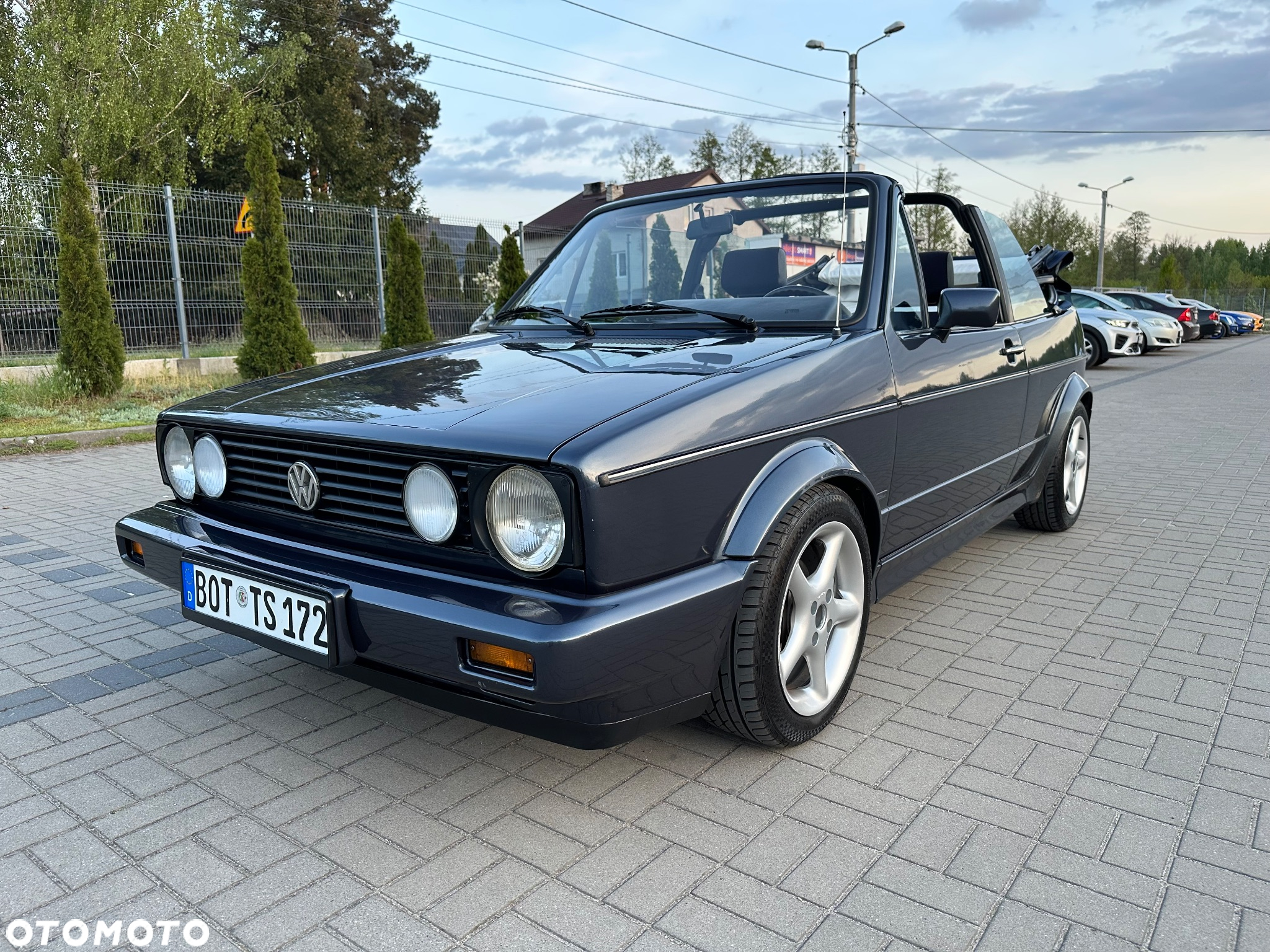 Volkswagen Golf 1.6 GL - 2