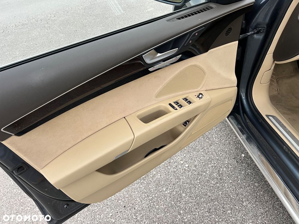 Audi A8 4.0 TFSI Quattro - 12