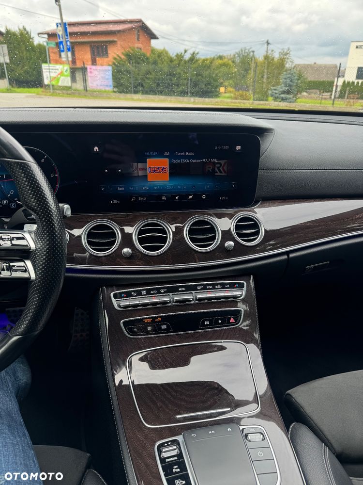 Mercedes-Benz Klasa E - 14