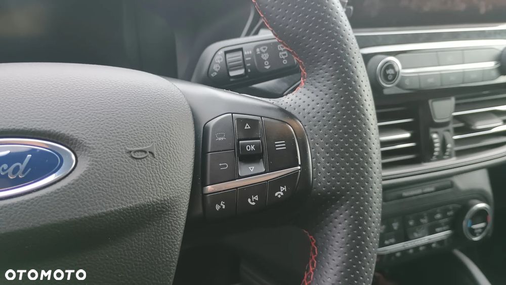 Ford Kuga 2.0 EcoBlue Hybrid ST-LINE X - 29