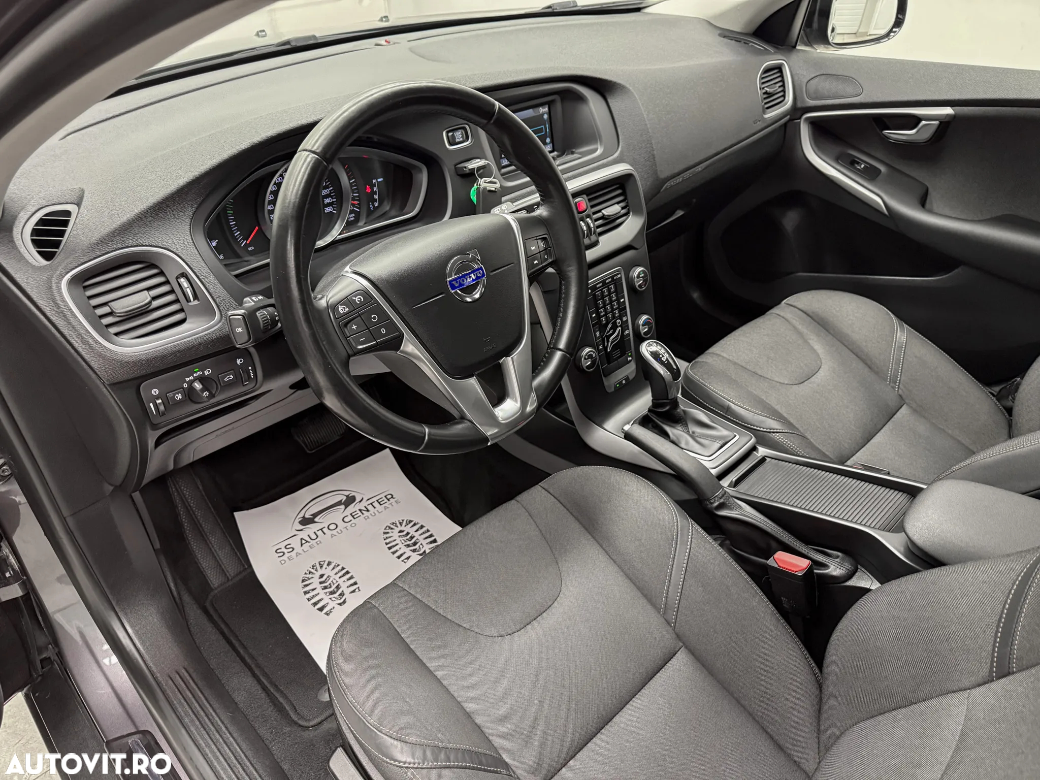 Volvo V40 Cross Country D2 Powershift Momentum - 20