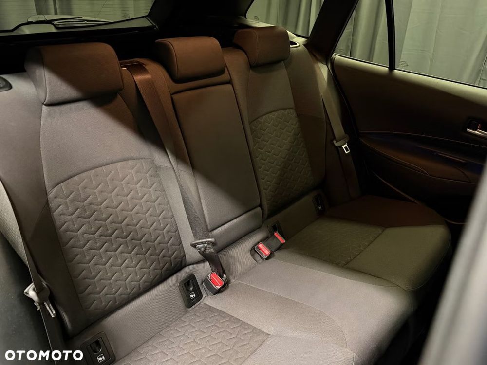 Toyota Corolla 1.8 Comfort - 36