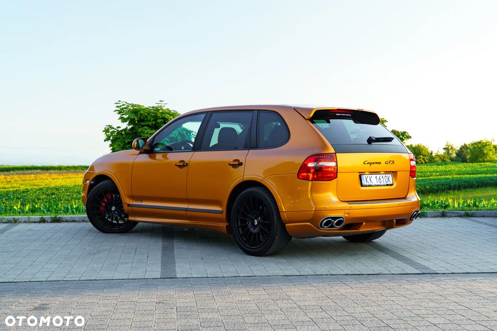 Porsche Cayenne - 6