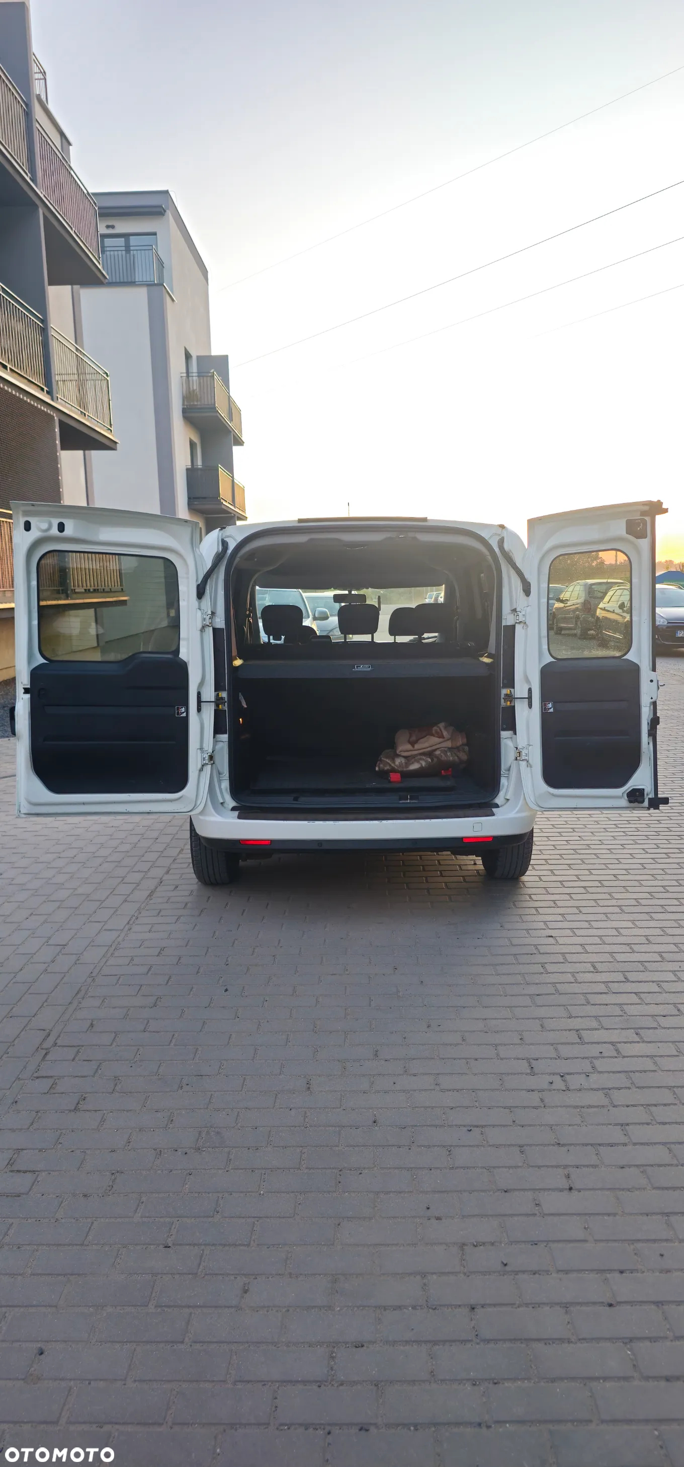 Fiat Doblo 1.6 Multijet 16V Dynamic - 12