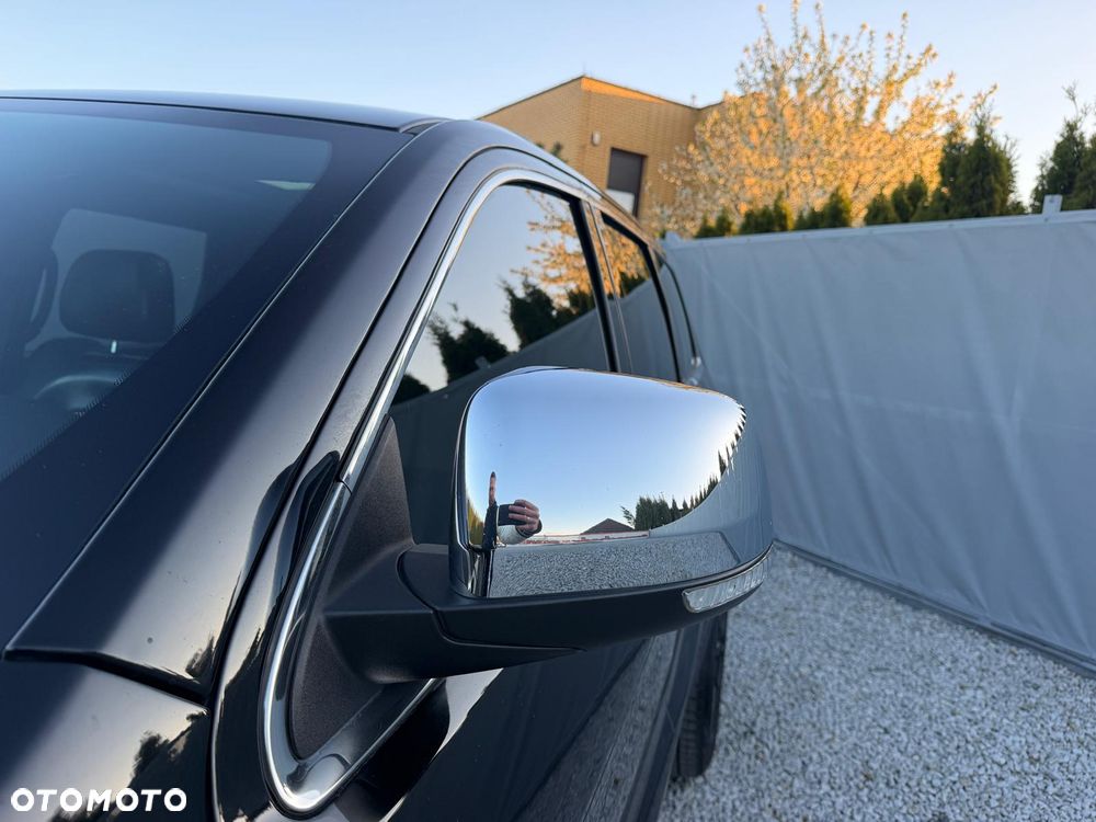 Jeep Grand Cherokee - 22