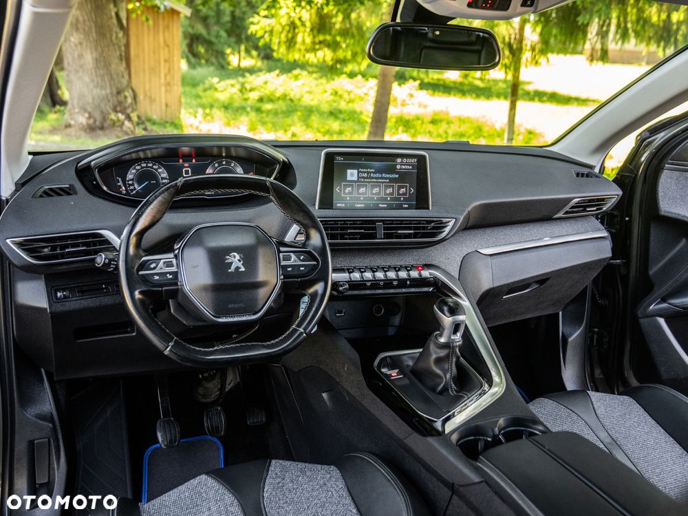 Peugeot 3008 1.2 PureTech Allure - 29