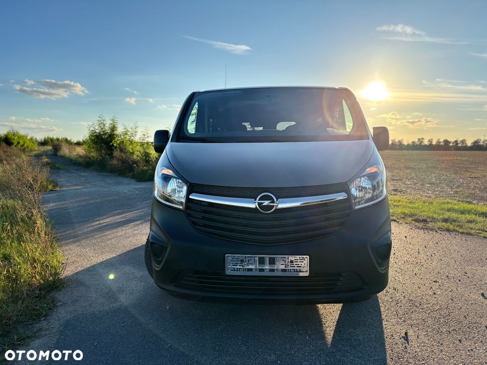 Opel Vivaro - 2