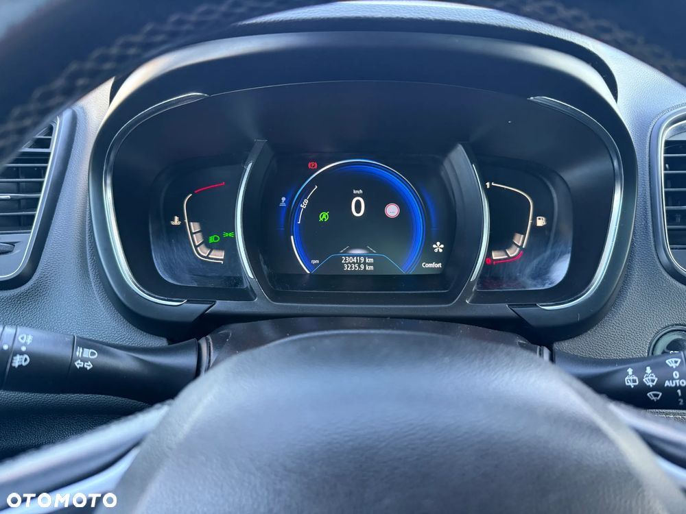 Renault Scenic 1.6 dCi Bose - 19