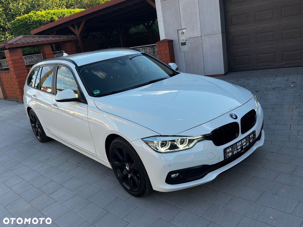 BMW Seria 3 320d Sport Line - 2