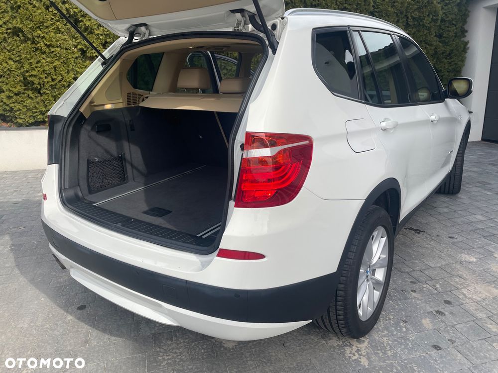 BMW X3 28i xDrive - 28