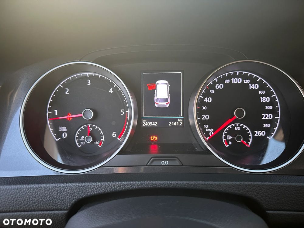 Volkswagen Golf 1.6 TDI BMT Comfortline - 6