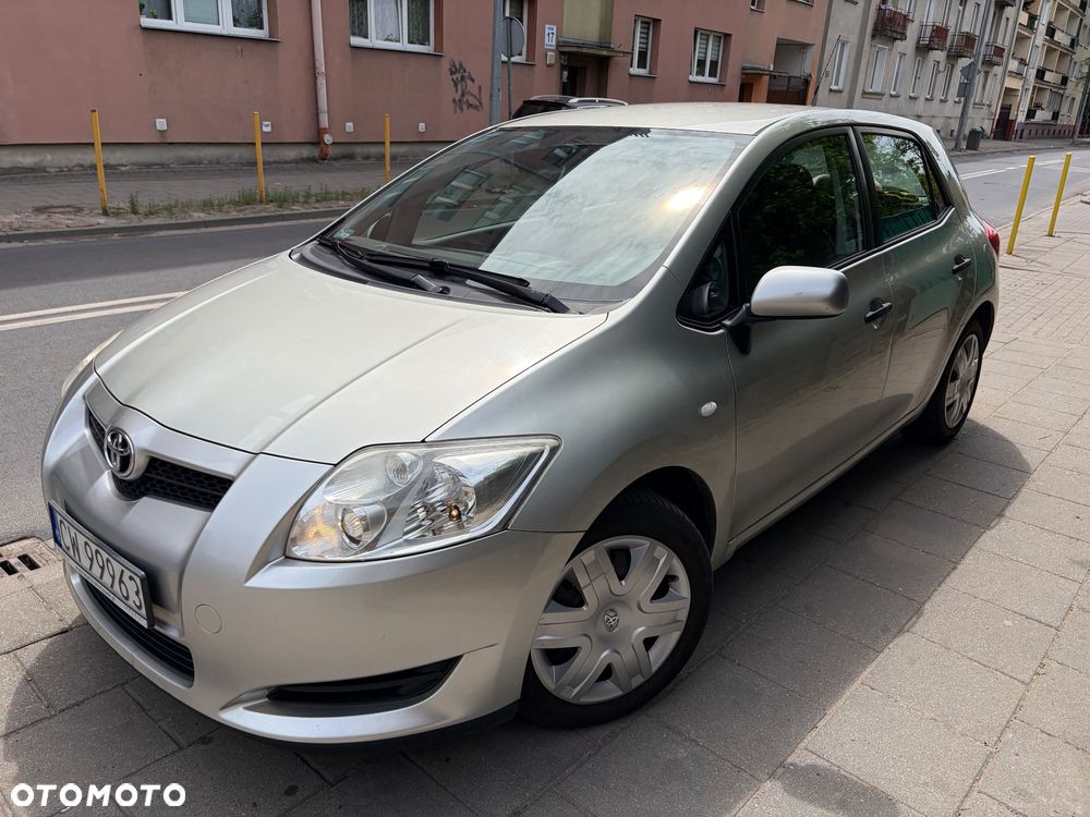 Toyota Auris 1.6 VVT-i Luna - 1