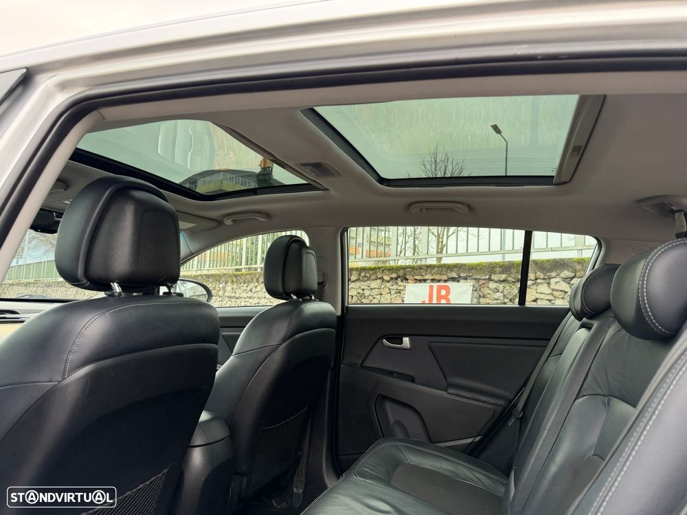 Kia Sportage 1.7 CRDI ISG TX Navi - 13