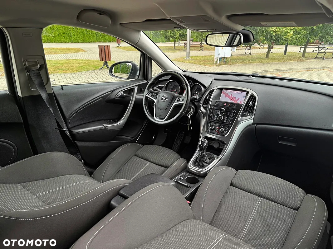 Opel Astra 1.4 Turbo Cosmo - 3