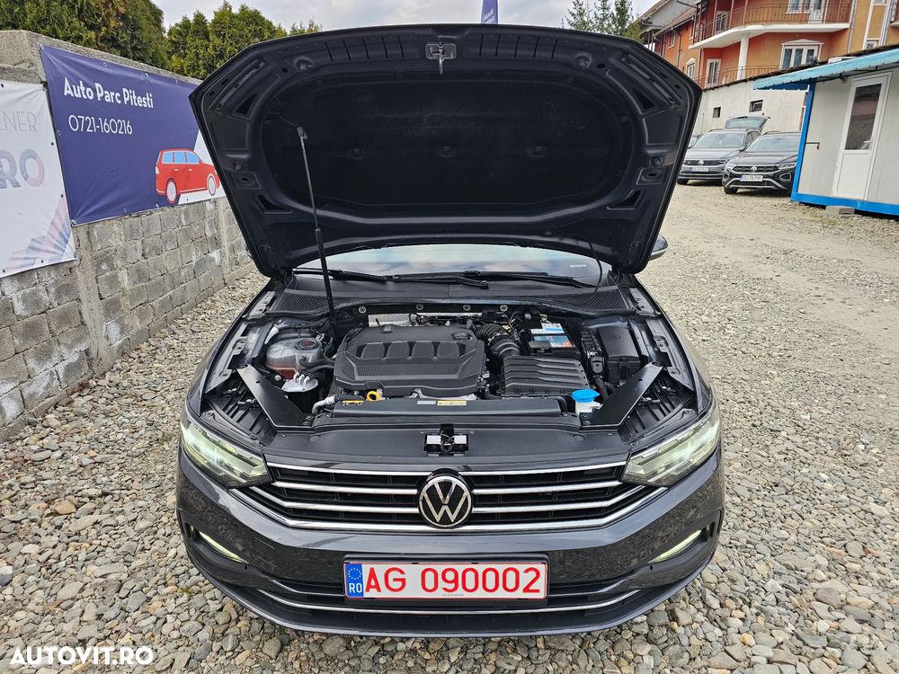 Volkswagen Passat - 15