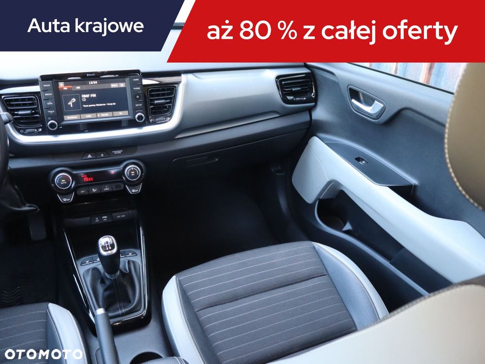 Kia Stonic - 10