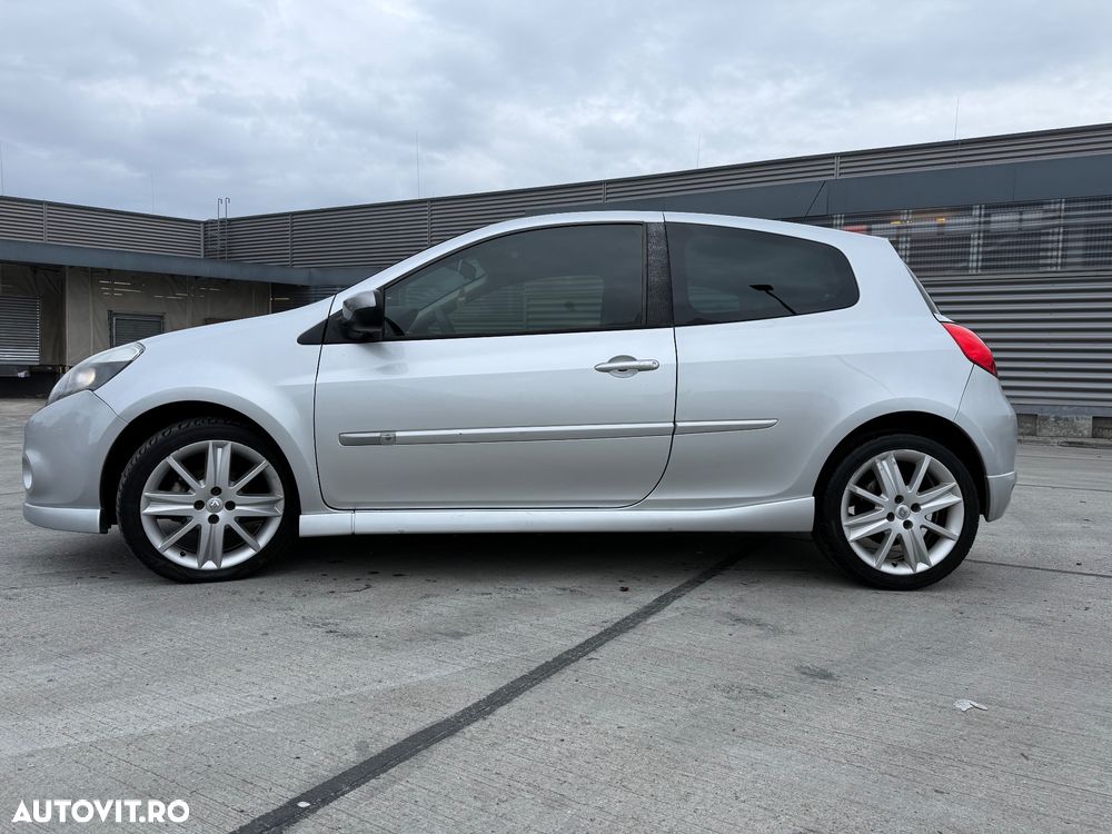 Renault Clio 1.6 16V 130 GT - 1