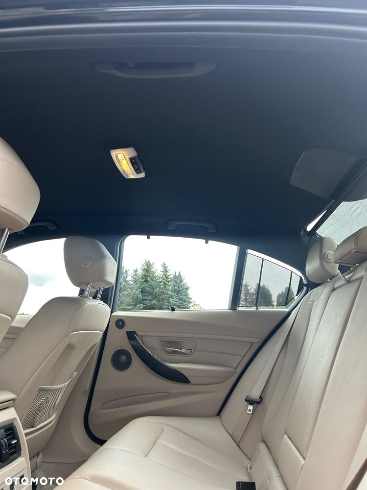 BMW Seria 3 320d - 13